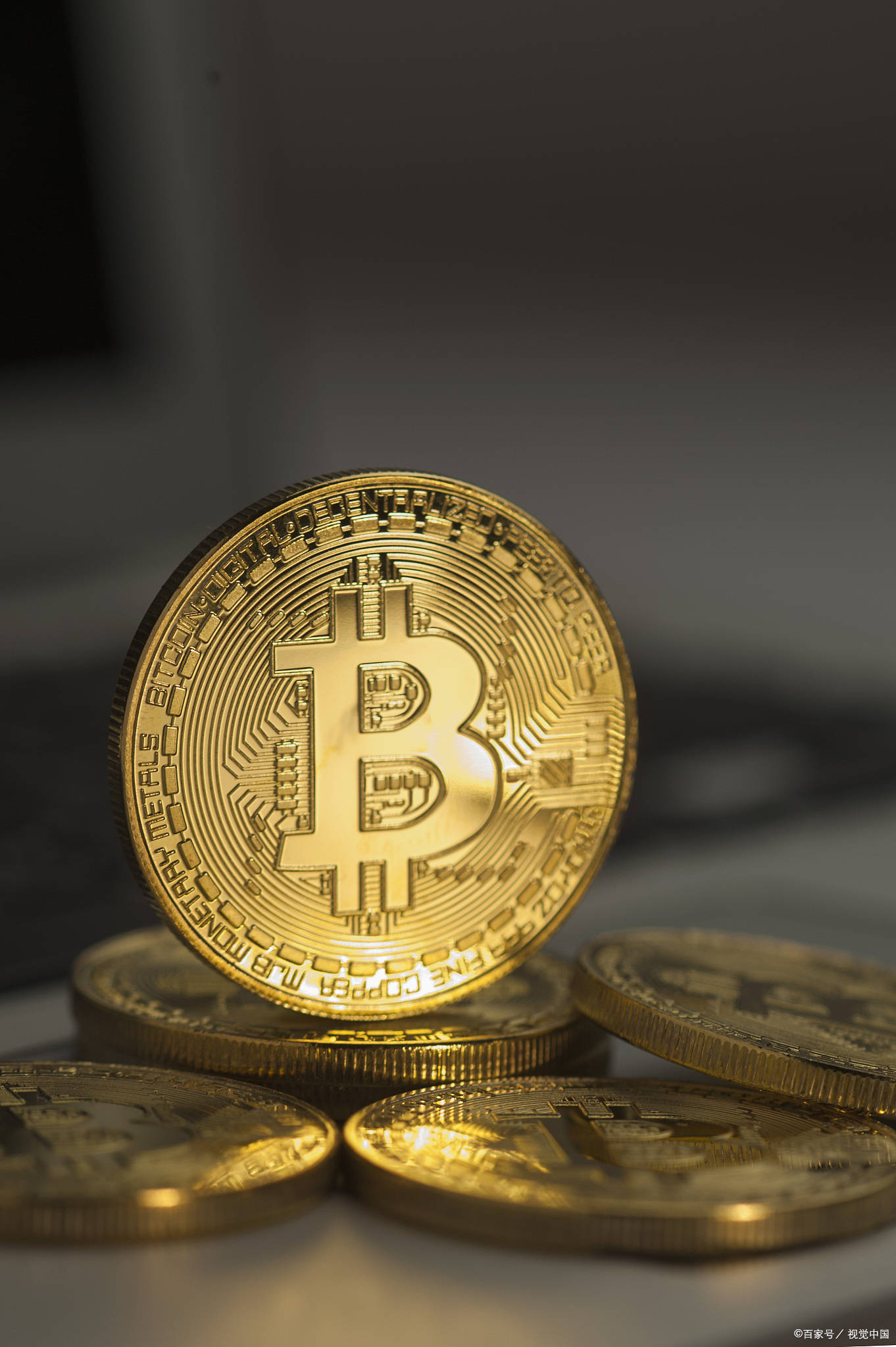 比特币价格引发投资热潮,技术创新推动变革。 比特币价格引发投资热潮,技术创新推动变革。
